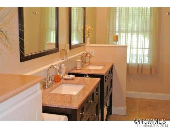 156 Overcreek Drive - Photo 11