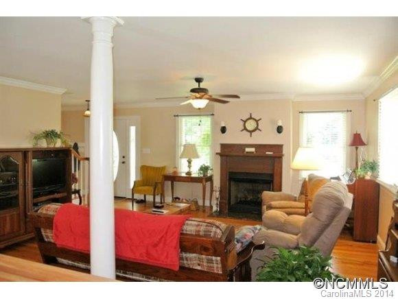 156 Overcreek Drive - Photo 5