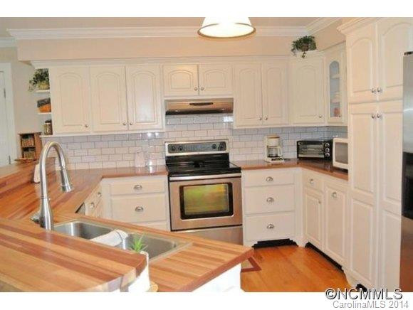 156 Overcreek Drive - Photo 6