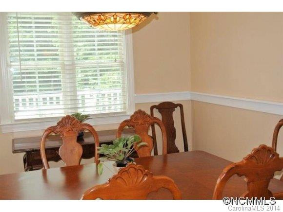 156 Overcreek Drive - Photo 9