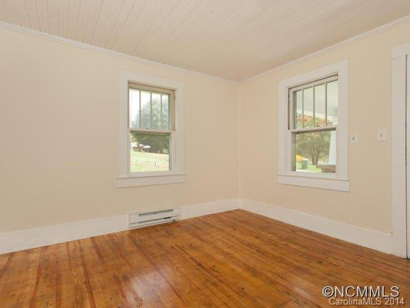 481 Forest Street - Photo 14