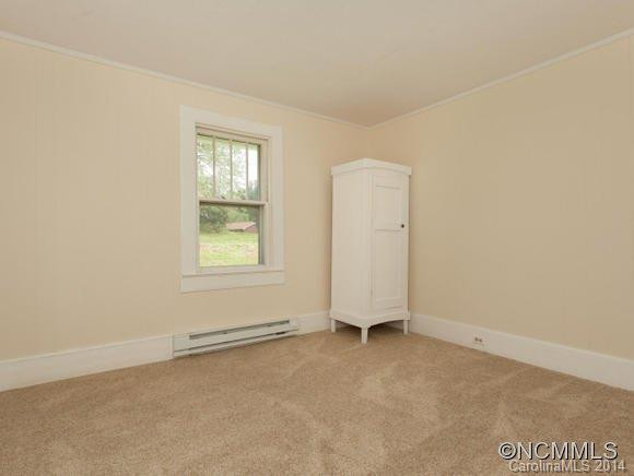 481 Forest Street - Photo 16