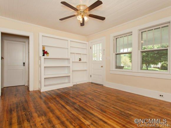 481 Forest Street - Photo 6