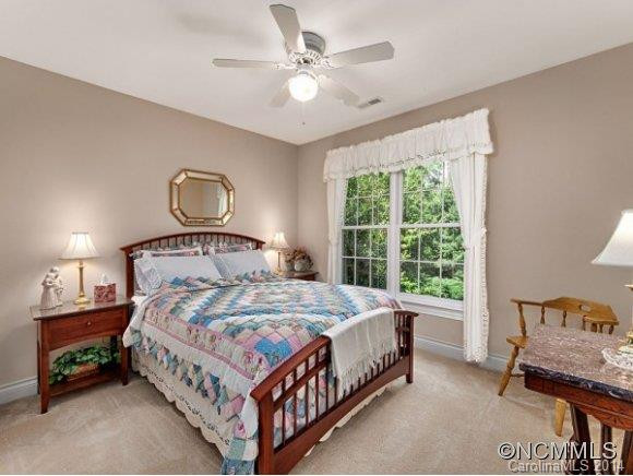 338 RED FOX CIRCLE - Photo 15