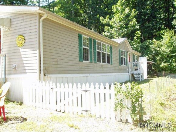 12 Gertrude Lane - Photo 2