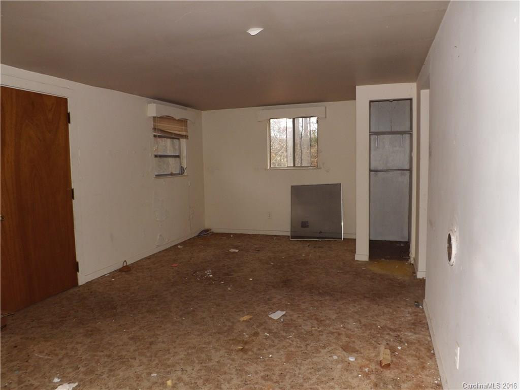 105 Fairmont Road - Photo 4