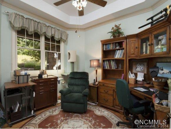 551 Hagen Drive - Photo 13