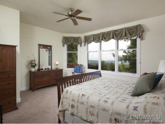 551 Hagen Drive - Photo 8