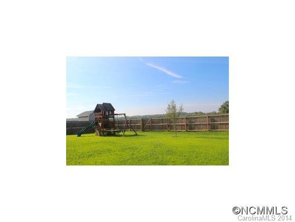 258 Roanoke Road - Photo 15