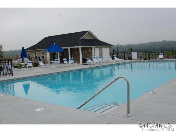 258 Roanoke Road - Photo 17