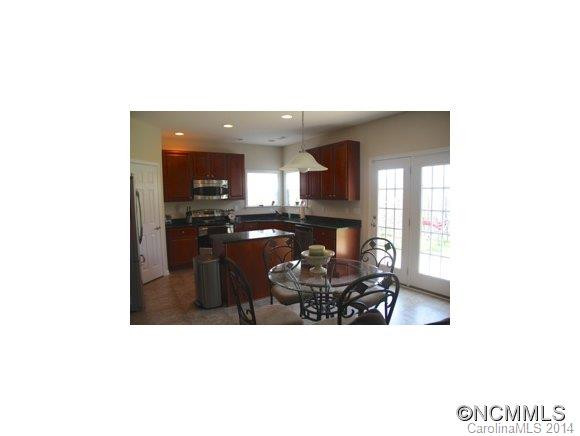 258 Roanoke Road - Photo 6