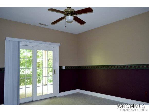 2084 NORTH RUGBY ROAD - Photo 10