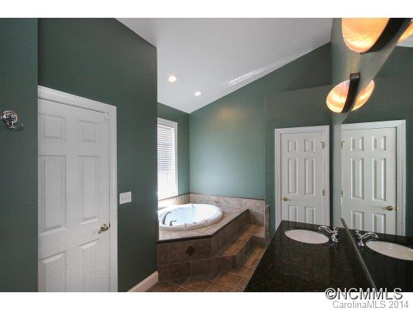 61 Helen Holcombe Way - Photo 11