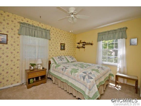 149 Castlerock - Photo 11