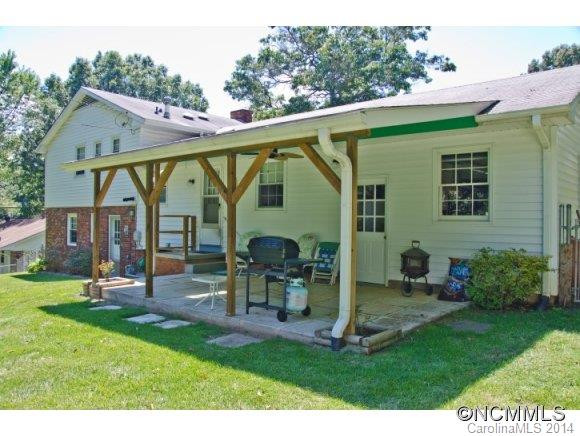 149 Castlerock - Photo 3