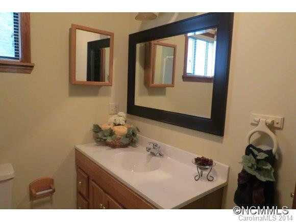 342 Highview Drive - Photo 10