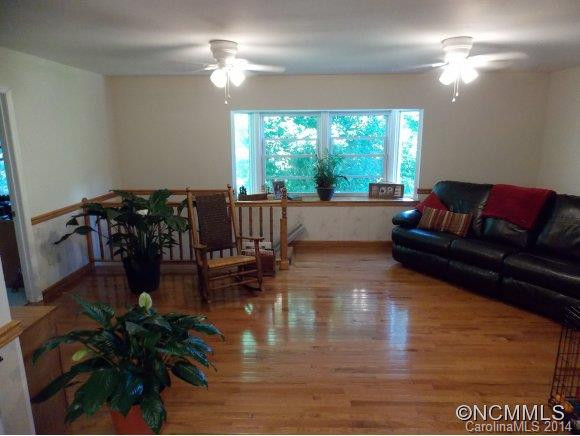 93 Wesley-Neil Drive - Photo 4