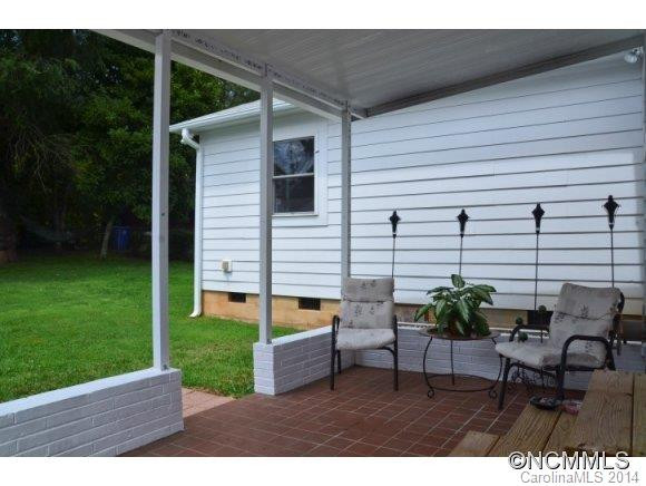 207 Brevard Road - Photo 17
