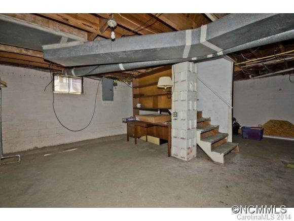 207 Brevard Road - Photo 24