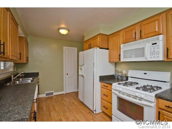 207 Brevard Road - Photo 5