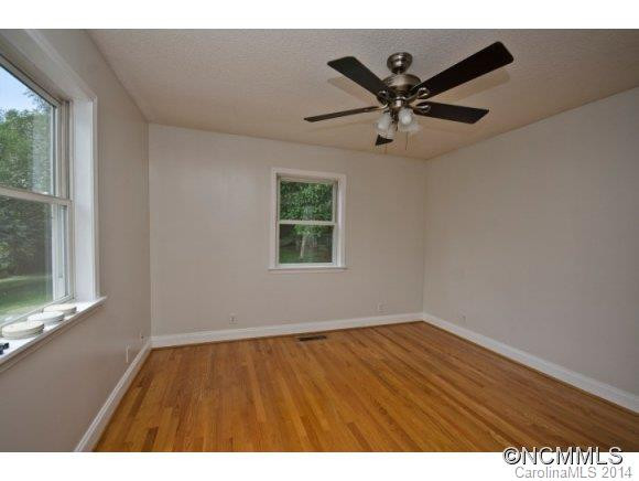 207 Brevard Road - Photo 10