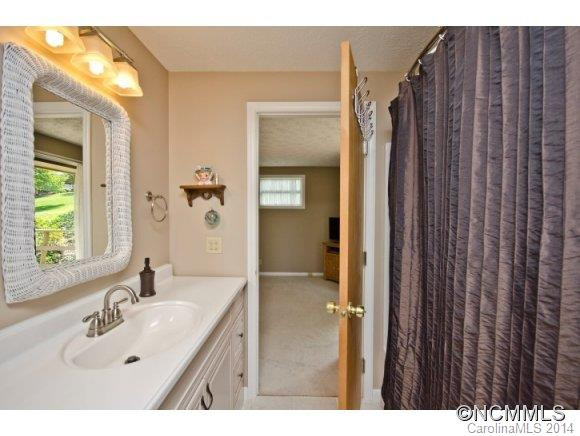 599 Crum Drive - Photo 14