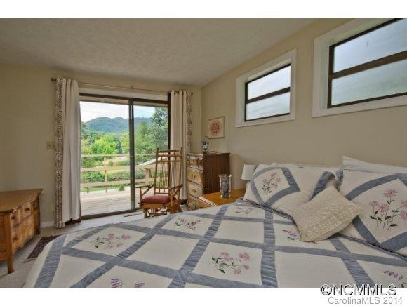 599 Crum Drive - Photo 10