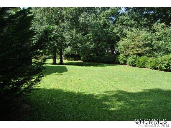 205 Crestview Drive - Photo 17