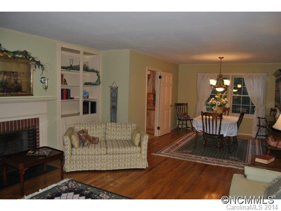 205 Crestview Drive - Photo 10