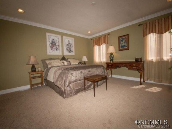 118 GLENBROOK - Photo 11