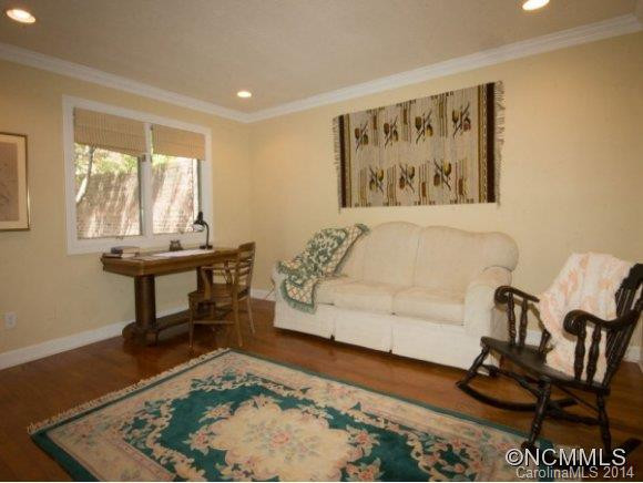 118 GLENBROOK - Photo 15