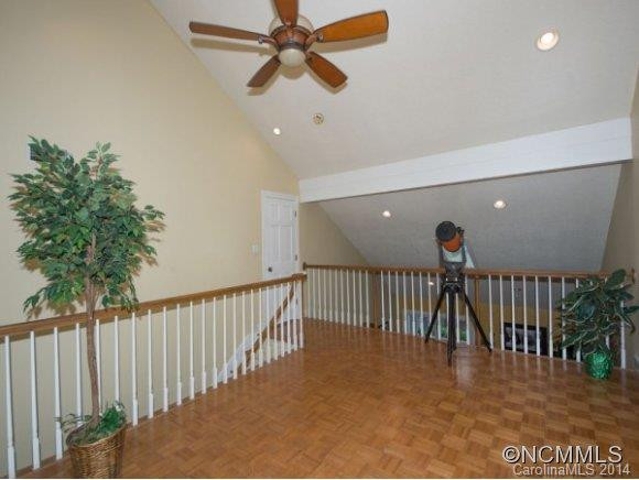 118 GLENBROOK - Photo 17