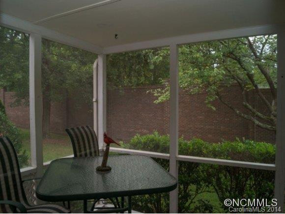 118 GLENBROOK - Photo 20