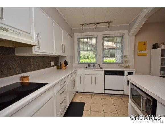 132 Evelyn Pl - Photo 13