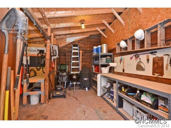 132 Evelyn Pl - Photo 17