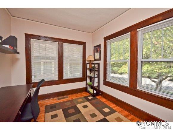 132 Evelyn Pl - Photo 8