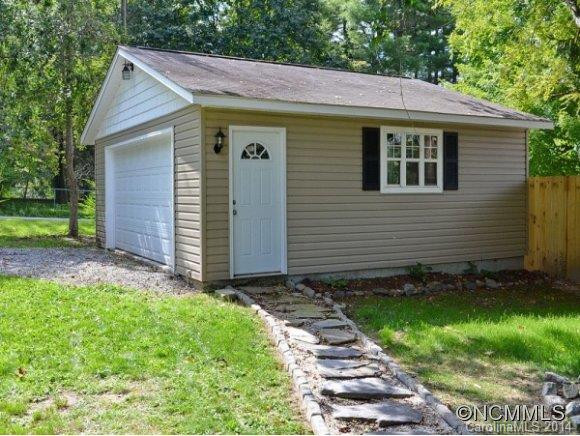 807 CAROLINA AVENUE - Photo 4
