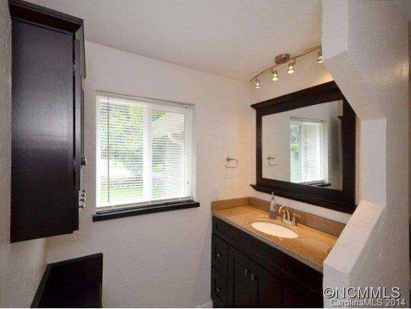 807 CAROLINA AVENUE - Photo 8