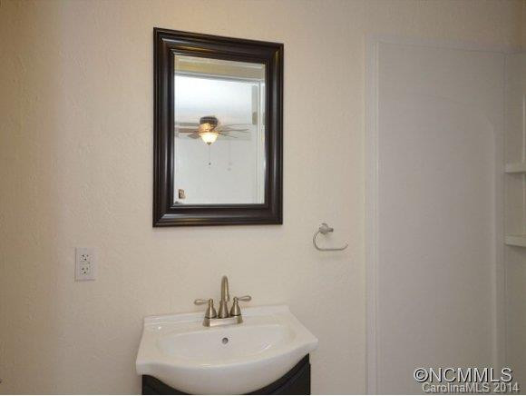 807 CAROLINA AVENUE - Photo 10
