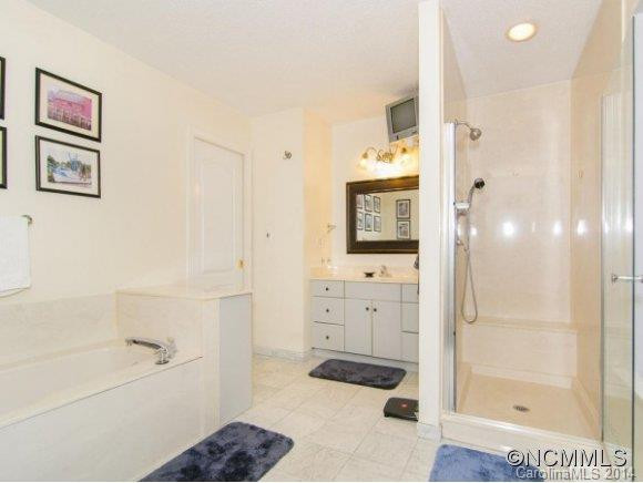 23 ROSEFIELD DR - Photo 22