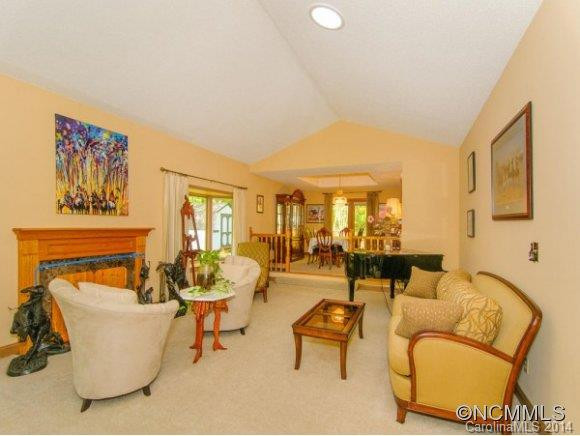 23 ROSEFIELD DR - Photo 5