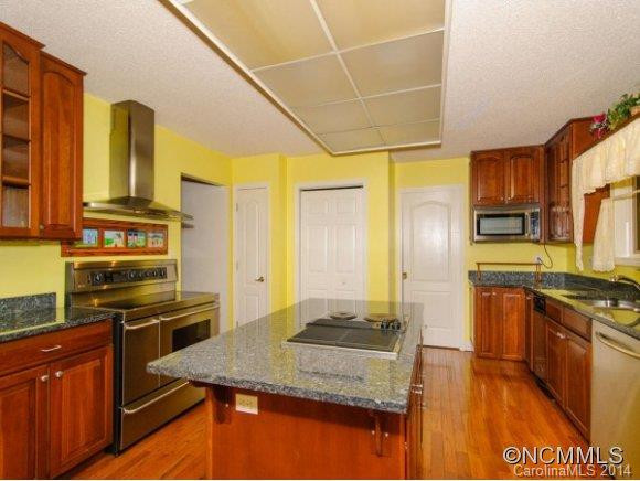 23 ROSEFIELD DR - Photo 7