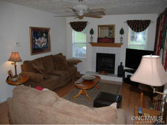 239 ROSE HILL ROAD - Photo 4