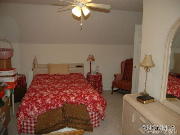 239 ROSE HILL ROAD - Photo 9