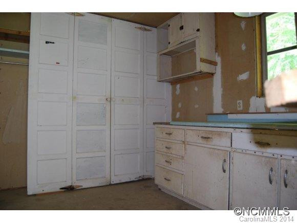 1258 Ransier Dr - Photo 13
