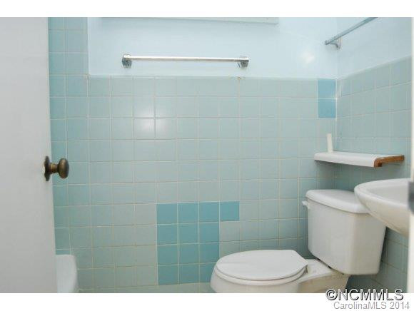 1258 Ransier Dr - Photo 8