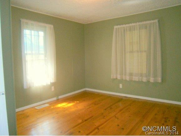 127 Jonestown - Photo 12