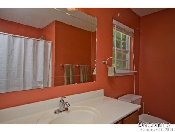 11 Willow Street - Photo 14