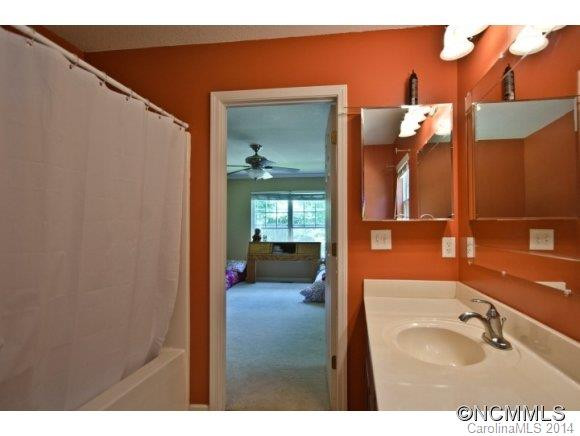 11 Willow Street - Photo 15