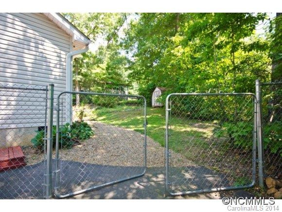 11 Willow Street - Photo 23